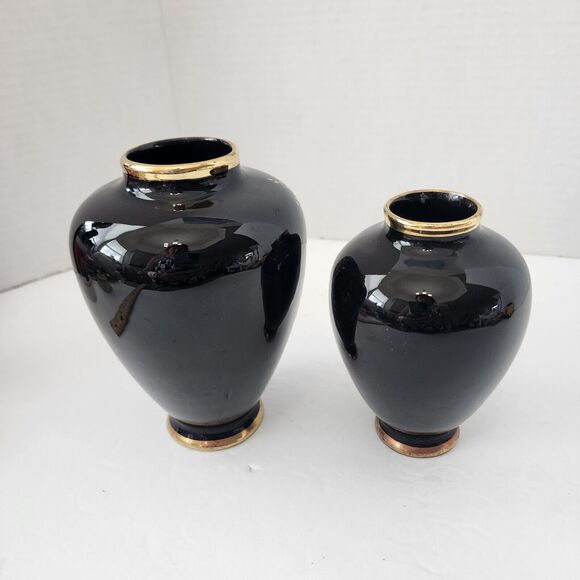B H Geschenke German Vases Art Pottery Signed Floral Trees Gold Trim Set of 2 - Picture 4 of 13